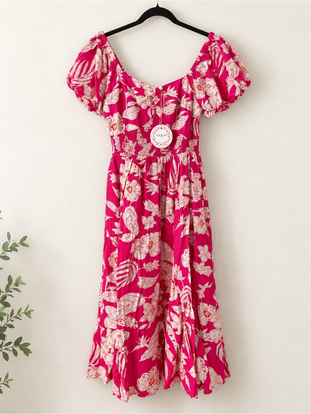 Umgee Pink Floral Smocked Midi Dress Size M Puff Sleeve NWT